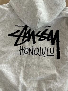 Stussy Ash Heather Gray Zip-Up Hoodie with Black Logo